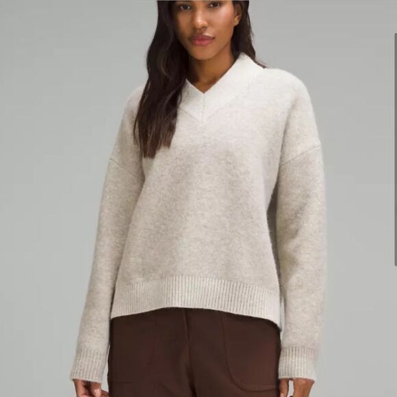 Lululemon Alpaca Wool Blend V-Neck Sweater Cream Ivory - Picture 1 of 10
